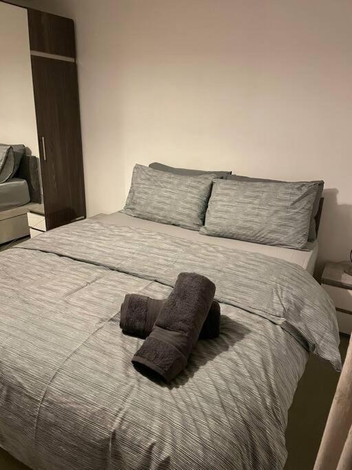 1 Bedroom Apartment Royal Docks London Kültér fotó